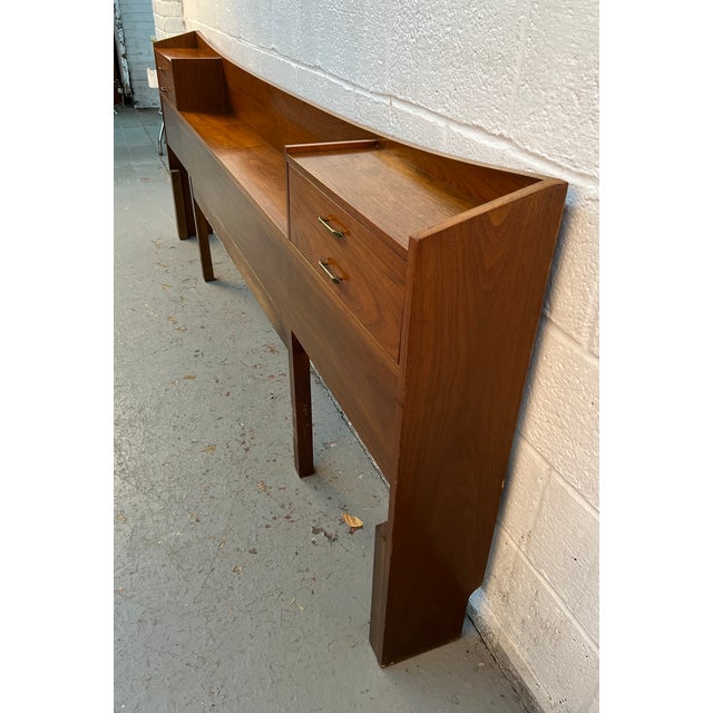 Mid 20th Century Attributed Young Manufacturing Mid-Century Walnut King Headboard For Sale - Image 10 of 14