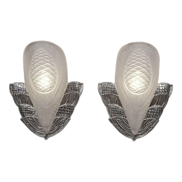 1930s French Art Deco Wall Sconces by Degue France - a Pair For Sale