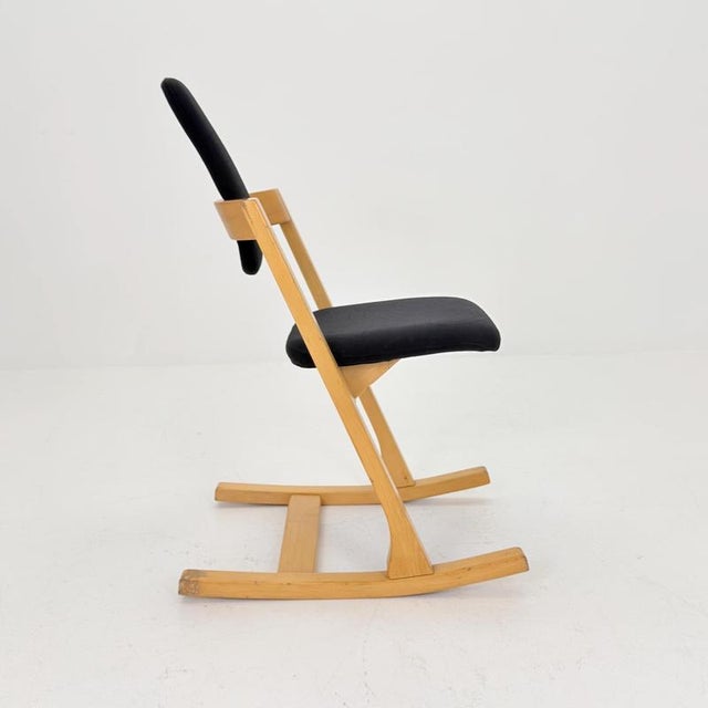 Mid-Century Pendulum Rocking Chair by Peter Opsvik for Stokke Norway, 1980s For Sale - Image 3 of 16