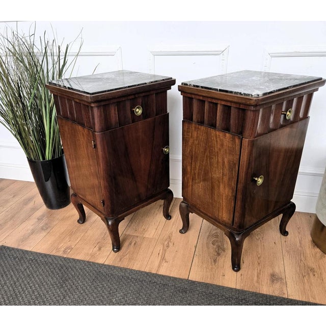Italian Art Deco Nightstands in Walnut, 1940s, Set of 2 For Sale - Image 9 of 11