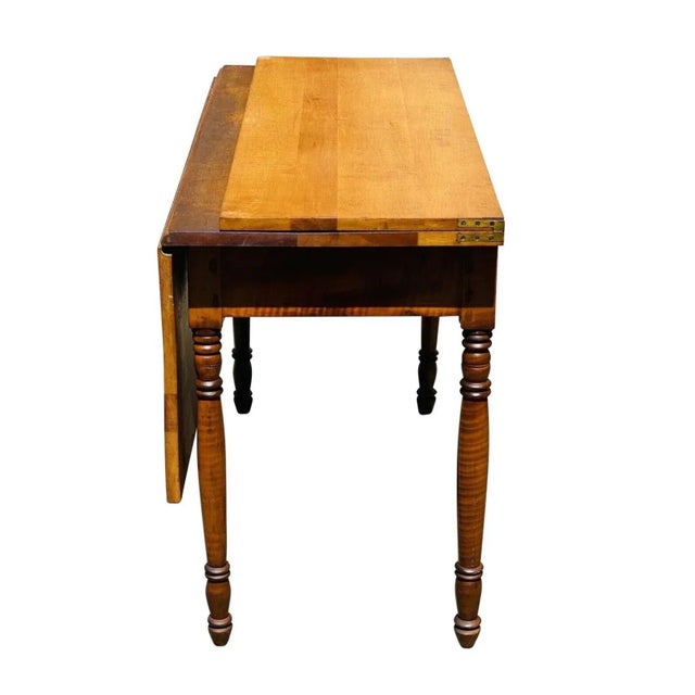 Early 19th Century Antique Country Primitive Tiger Maple Sheraton Drop Leaf Bakers Table For Sale - Image 10 of 12