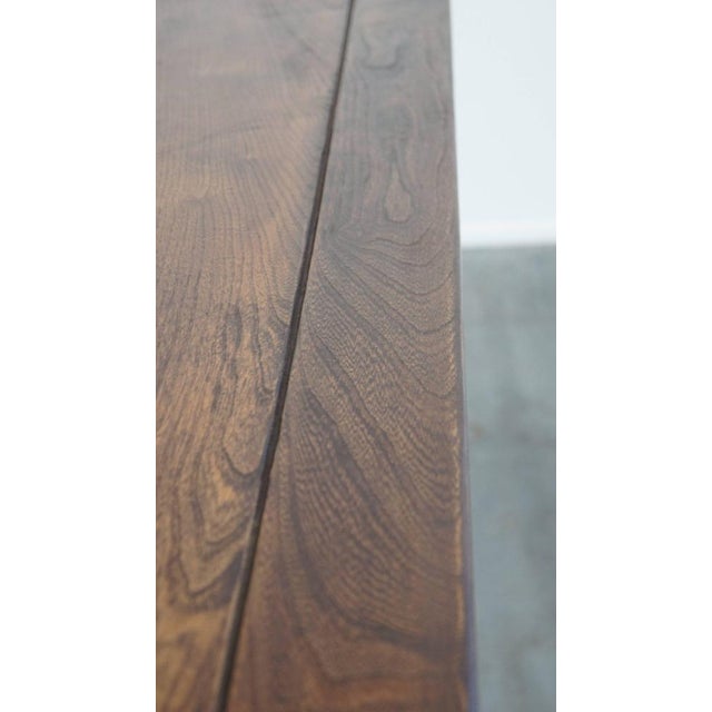 Antique English Extendable Dining Table in Elm and Cherrywood For Sale - Image 17 of 18