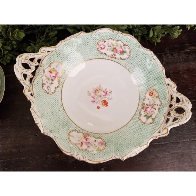 Antique Circa 1835 Coalport Bone China Partial Dessert Service 7 Piece Set For Sale - Image 4 of 9