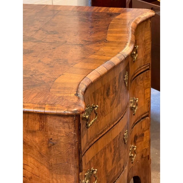 18th Century German Walnut Serpentine Chest For Sale - Image 9 of 13