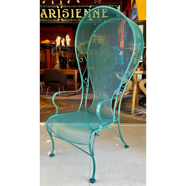 These fabulous 1960s Woodard umbrella chairs can be used indoors or outdoors. The emerald green patina has recently been...