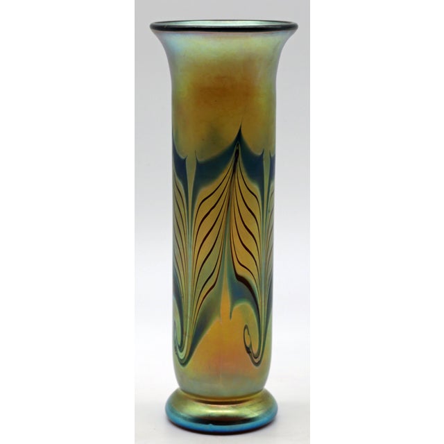 1980s Lundberg Studios Pulled Feather Iridescent Cylinder Vase, 1981 For Sale - Image 5 of 9