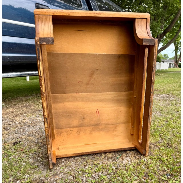 Late 20th Century Post-Modern Oak Cantilever Side Table by the Stratford Company - Lou Hodges Style For Sale - Image 6 of 7
