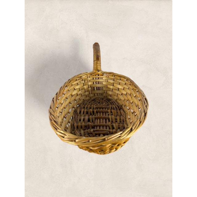 Vintage English Skillet-Shaped Bread Basket For Sale - Image 4 of 6