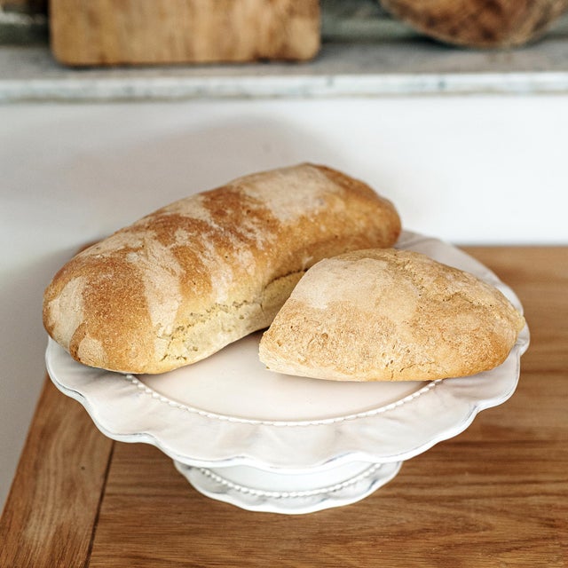 Traditional Giorno Ash Cake Stand For Sale - Image 3 of 4