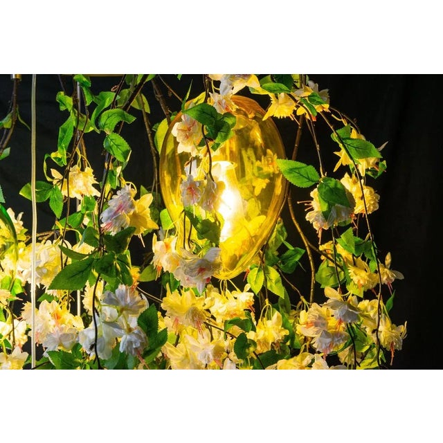 Flower Power Fuchsia Cascade Round Chandelier in Pink-Cream Color with Crystal Egg Lamps from VGnewtrend, Italy For Sale - Image 6 of 10