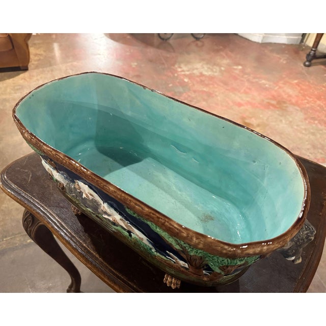 French 19th Century French Barbotine Ceramic Hounds & Boar Cache Pot From Sarreguemines For Sale - Image 3 of 9