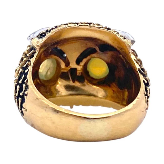 1960s Vintage 18k Gold Diamond Owl Ring With Chrysoberyl Eyes, Size 6.5 For Sale - Image 5 of 9
