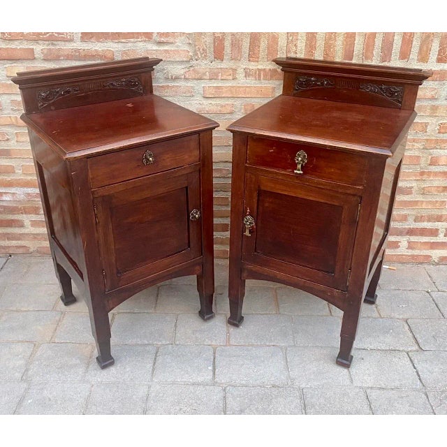 Modern Art Nouveau Walnut Nightstands, 1900s, Set of 2 For Sale - Image 3 of 11