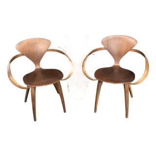 Cherner Armchairs by Norman Cherner, Cherner Chair Company, 2005 (Pair) For Sale