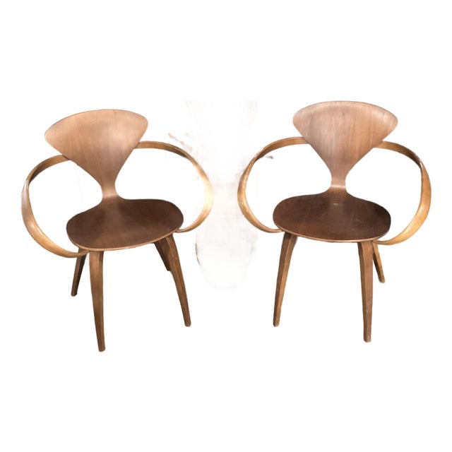 Cherner Armchairs by Norman Cherner, Cherner Chair Company, 2005 (Pair) For Sale