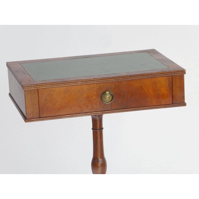 Brown English Victorian Rectangular Wooden Table with Green Leather Top and Drawer, 1920s For Sale - Image 8 of 12