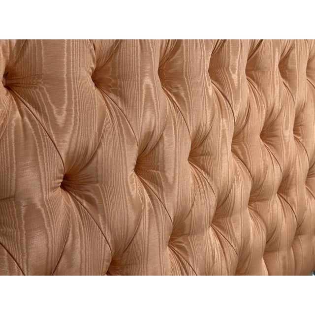 Traditional, Kingsize Tufted Headboard, Scalamandré Pink Silk, Usa, 1960s For Sale In New York - Image 6 of 8