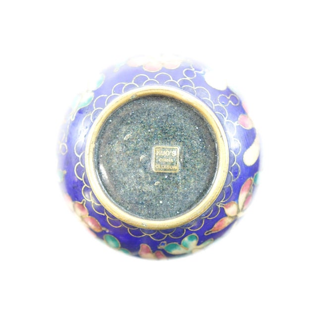 Chinese Cloisonné Vase – 2.5ʺ × 2.5ʺ × 5ʺ Delicate in scale but rich in detail, this petite Chinese cloisonné vase is a...