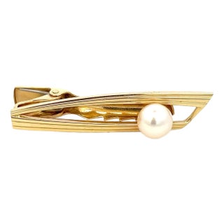 1990s Mikimoto Estate Akoya Pearl Tie Clip 45 mm 14k Y Gold 7.70 mm For Sale