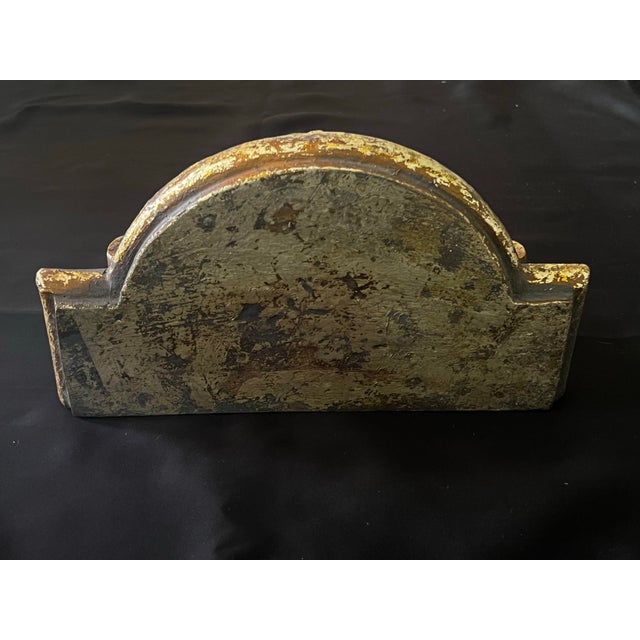 Late 20th Century Extra Large Neoclassical Style Gold Gilt Acanthus Wall Bracket For Sale - Image 5 of 7