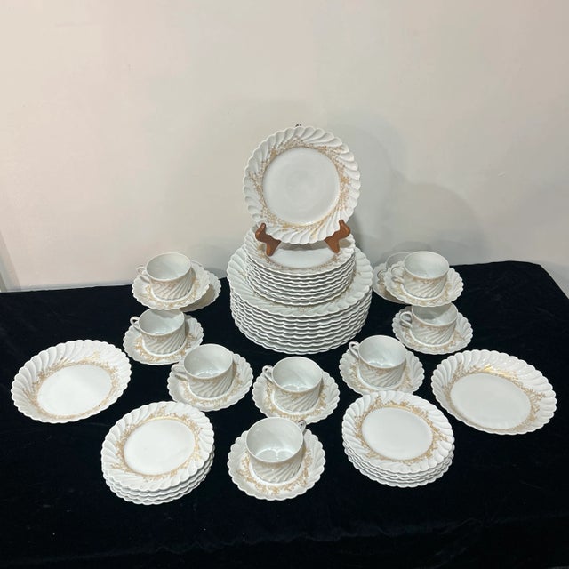 Stunning set of Haviland Limoges Ladore China. Made in France it is 10 full placesettings plus an additional two 7.5”...