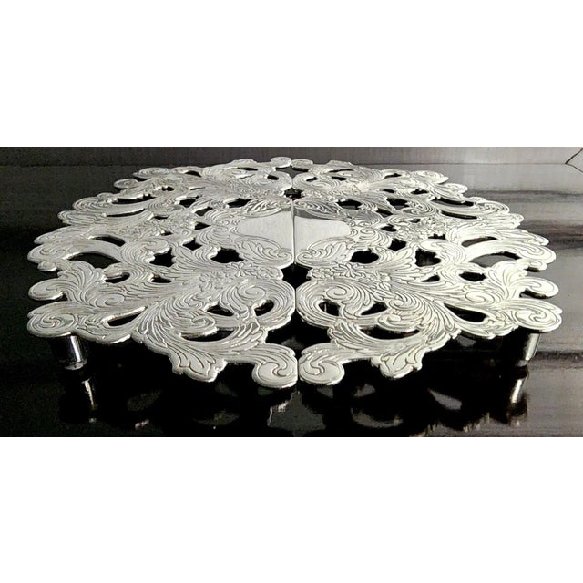 American The Sheffield Silver Co. Vintage Fine Silver Plate Trivet For Sale - Image 3 of 13