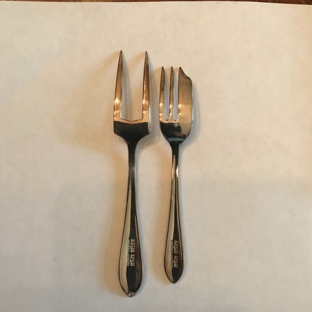 Mid 20th Century Vintage Loxley Silver Plate Pastry Set- 7 Pieces For Sale - Image 5 of 9