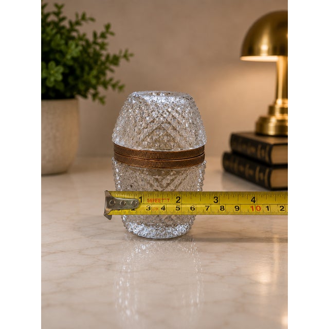 1930s 1930s Vintage French Baccarat Style Pressed Glass Table Lighter W/Hinged Lid 4" For Sale - Image 5 of 8