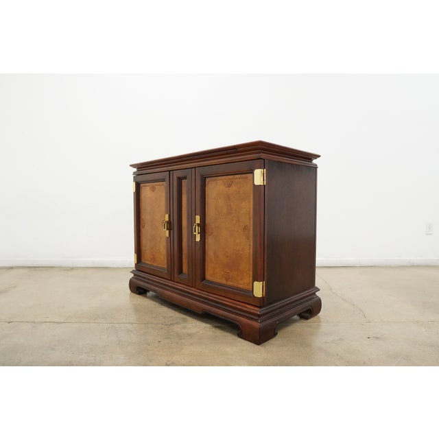 1970s Vintage Universal Furniture Chinoiserie Bar Cabinet, Attributed For Sale - Image 5 of 18