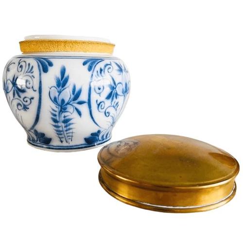 Vintage Delft Blue Lidded Jar by Zenith Gouda, 1940s For Sale - Image 4 of 7