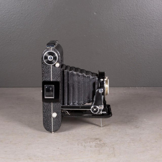 Early 20th Century Antique Eastman Kodak "No. 1 Pocket Kodak" Folding Camera C.1909-1920 For Sale - Image 5 of 8