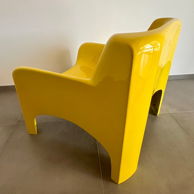 Plastic Fiberglass Gaia Armchair by Carlo Bartoli for Arflex, 1967 For Sale - Image 7 of 11