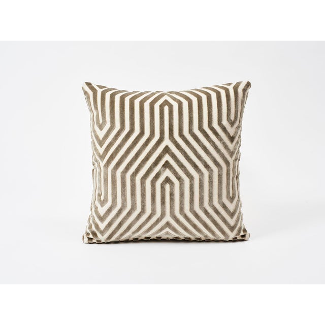 Schumacher Double-Sided Pillow in Vanderbilt Velvet Print For Sale In Charlotte - Image 6 of 7