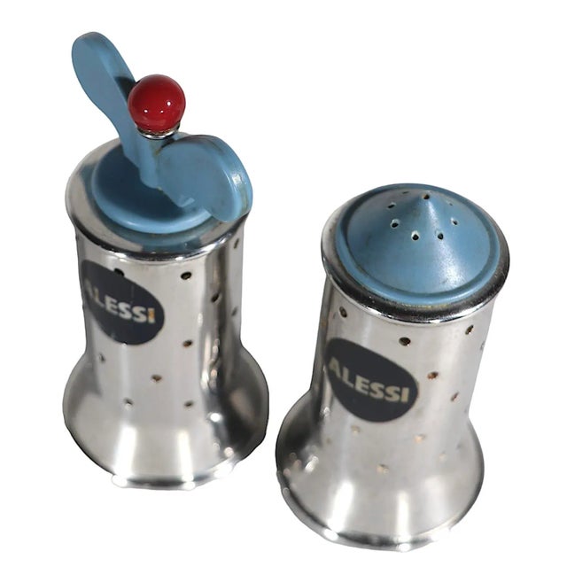 Memphis School Salt and Pepper Set by Michael Graves Made in Italy for Alessi C 1980's For Sale In New York - Image 6 of 11