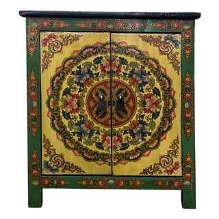 Tibetan Style Green Floral Mandala Graphic End Table Nightstand For Sale