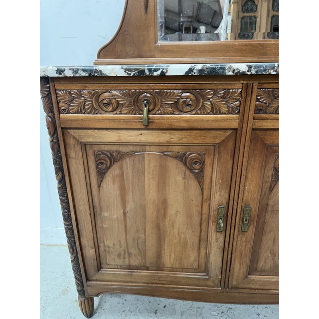 Art Deco Buffet in Walnut, 1930 For Sale - Image 6 of 14