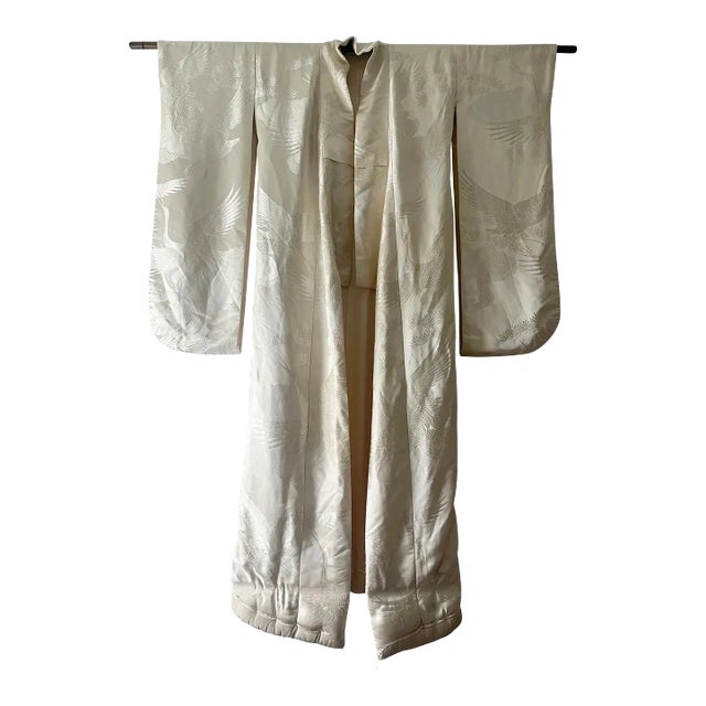 Early 20th Century Wedding Kimono Wall Hanging With Kimono Bar For Sale