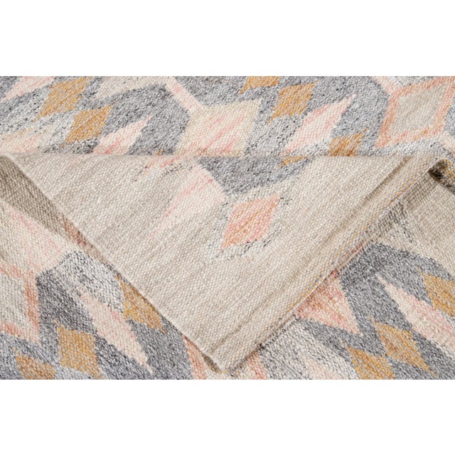 Contemporary 21st-Century Modern Swedish Style Gray Wool Rug For Sale - Image 3 of 13
