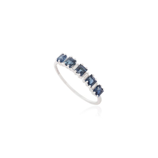 Contemporary Natural Blue Sapphire Five Stone Ring With Baguette Diamonds in 14k Gold Size 6.5 For Sale - Image 3 of 14