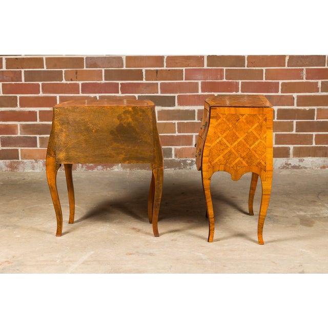 Mid 20th Century Italian Rococo Style Burl Wood Marquetry Bedside Chests with Cabriole Legs For Sale - Image 9 of 12