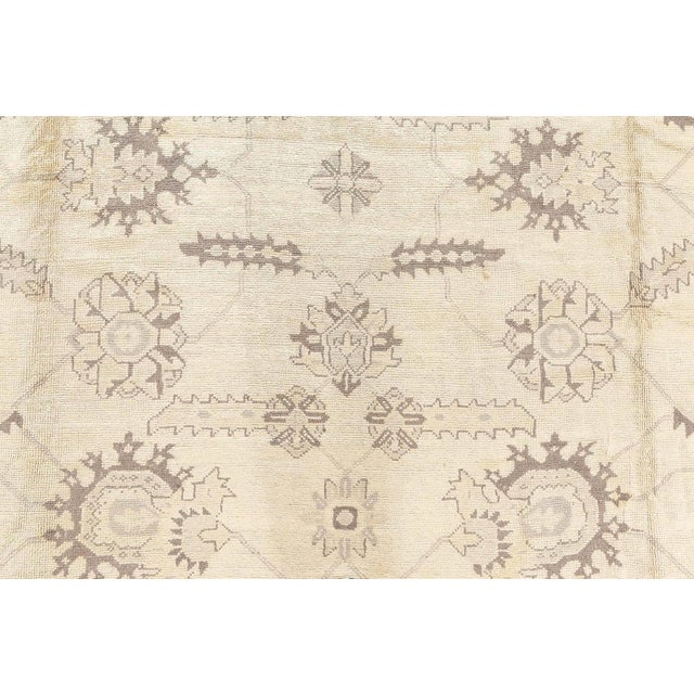 Ivory 1920s Turkish Oushak Rug For Sale - Image 8 of 8