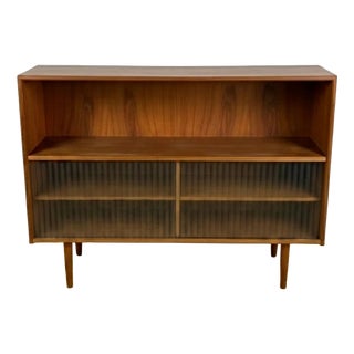 Vintage Danish Low Bookcase in Teak with Pleated Glass Doors, 1950s For Sale
