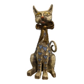 Vintage Jeanne Valentine–Attributed Cream, Gold and Blue Papier-Mâché Cat Sculpture For Sale