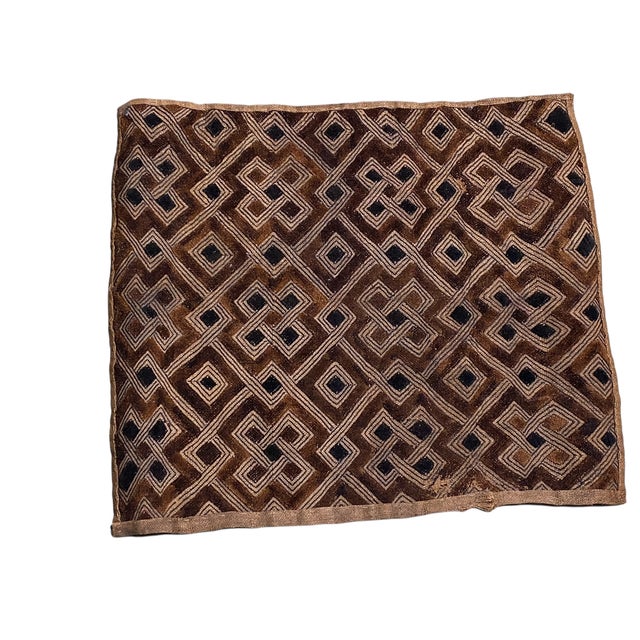 Textile Vintage African Kuba Kasai Velvet Raffia Textile Zaire 23" by 25" For Sale - Image 7 of 7