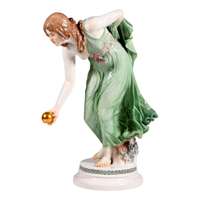 Art Nouveau Young Lady Ball Player Figurine by Walter Schott for Meissen, 1924-1934 For Sale