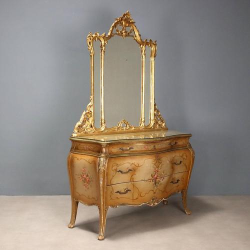 Venetian Chest of Drawers with Mirror For Sale - Image 12 of 12