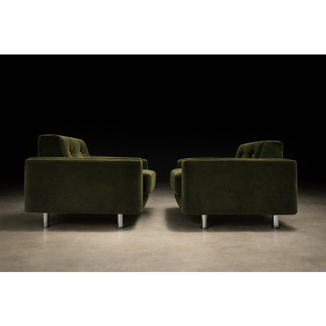 Jorge Zalszupin Pair of “Pullman” Armchairs in Dark Olive Velvet, Jorge Zalszupin for L’Atelier, Brazil, 1970s - Lot 146-566 For Sale - Image 4 of 16