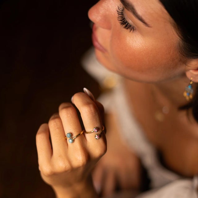 Metal Radiant Duo Turquoise Gold Adjustable Ring, Size 8 For Sale - Image 7 of 9