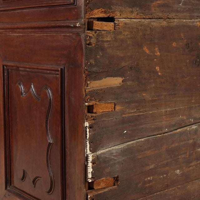 Early 18th Century Baroque Walnut Canterano For Sale - Image 13 of 14