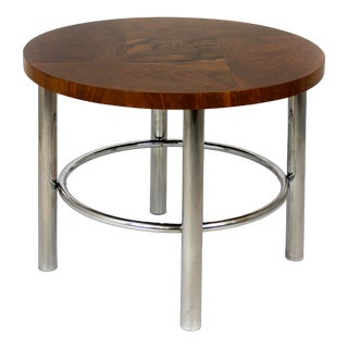 Bauhaus Round Table in Walnut by Robert Slezak, 1930s For Sale